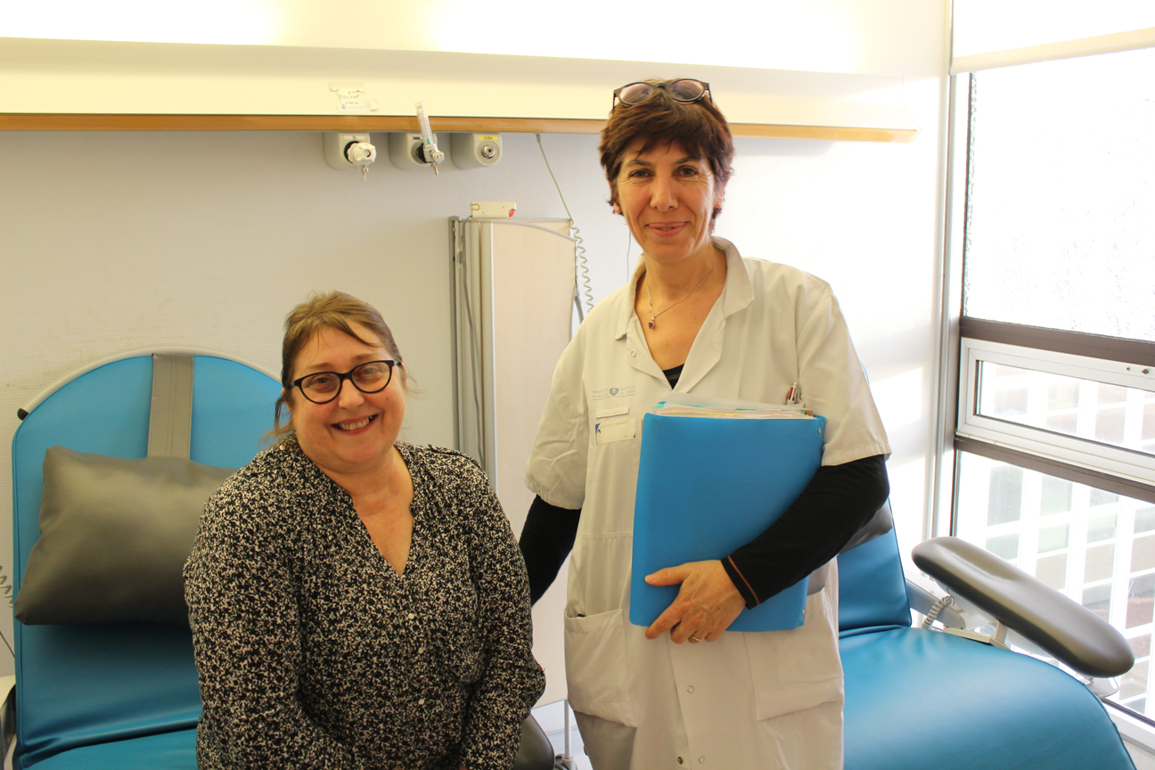 patiente-medecin-pneumologie-bichat