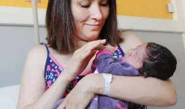 maman-bebe-maternite-bichat